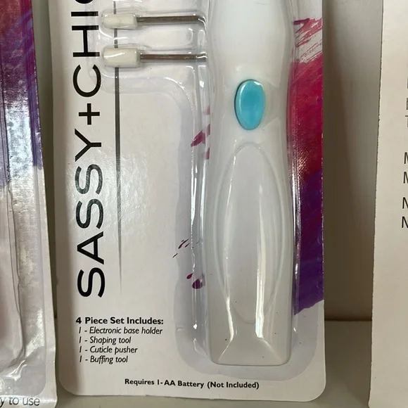 Sassy & Chic NIP Electronic Nail Kit with Pink Accessories 10 Soak Off Nail Caps - Picture 9 of 13